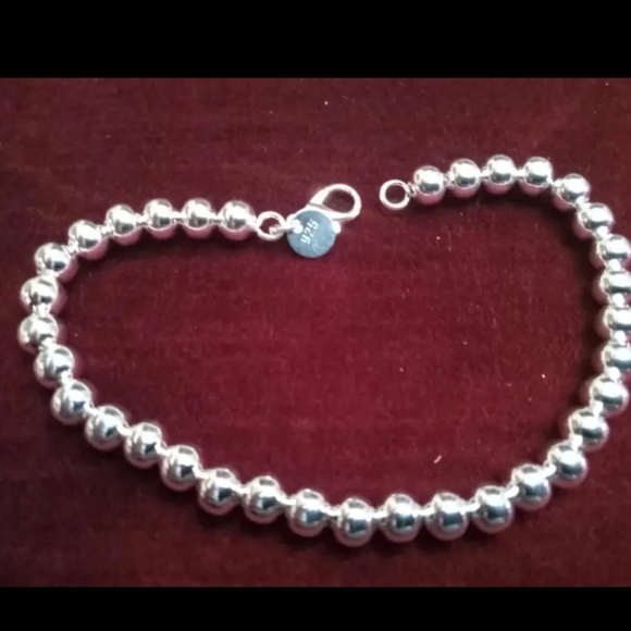 .925 stamped Silver plated 6mm beaded ball bracelet - Picture 8 of 9